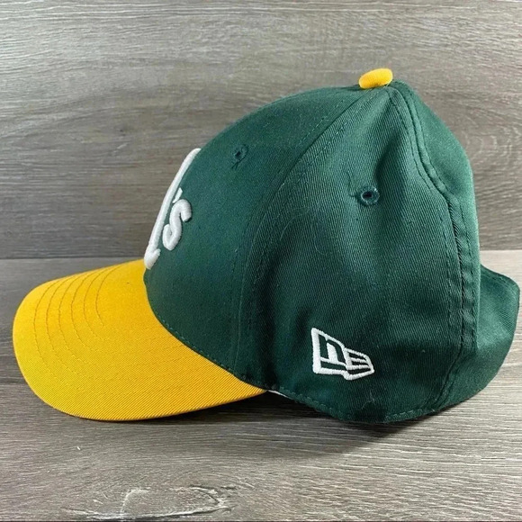 OaklandâAâs MLB New Era SnapBack Hat - Picture 2 of 6